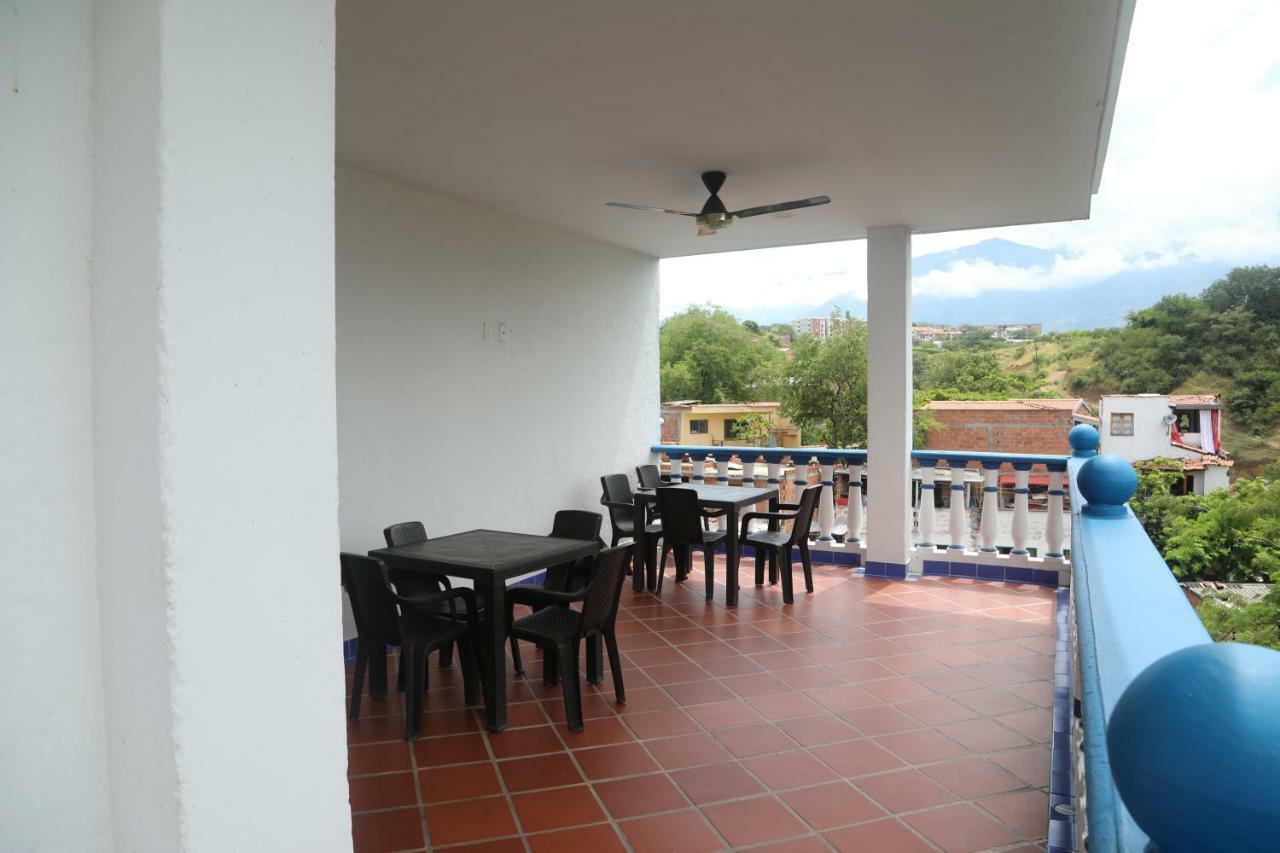Hospedaje Aquel Almendro Santa Fe de Antioquia Extérieur photo
